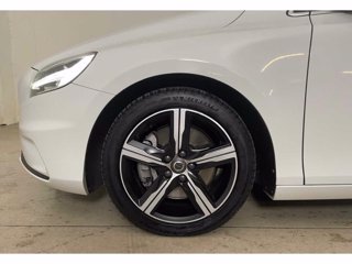 VOLVO V40 * D2 RD MOM GEA