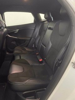 VOLVO V40 * D2 RD MOM GEA