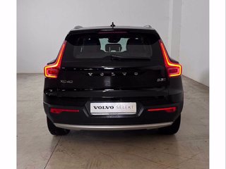 VOLVO XC40 Momentum Pro, D3 AWD automatico