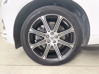 VOLVO XC60 B4 Mild Hybrid (Diesel) AWD Inscription Geartronic