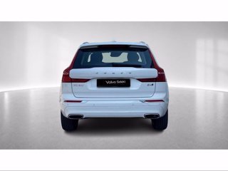 VOLVO XC60 Inscription, B4 AWD mild hybrid (D) automatico