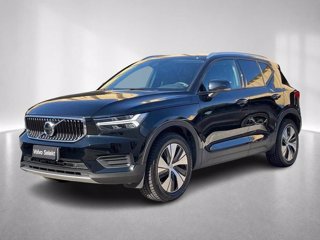 VOLVO XC40 Momentum Pro, T2 automatico Micro Hybrid