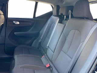 VOLVO XC40 Momentum Pro, T2 automatico Micro Hybrid