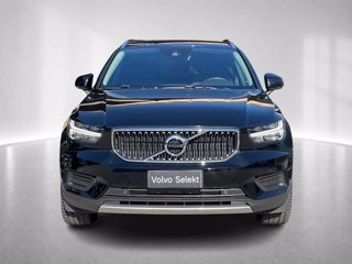 VOLVO XC40 Momentum Pro, T2 automatico Micro Hybrid