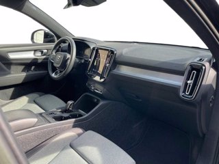 VOLVO XC40 Core, B3 mild hybrid, Benzina