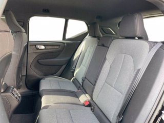 VOLVO XC40 Core, B3 mild hybrid, Benzina