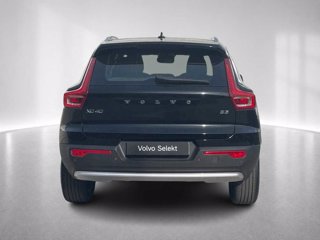 VOLVO XC40 Core, B3 mild hybrid, Benzina